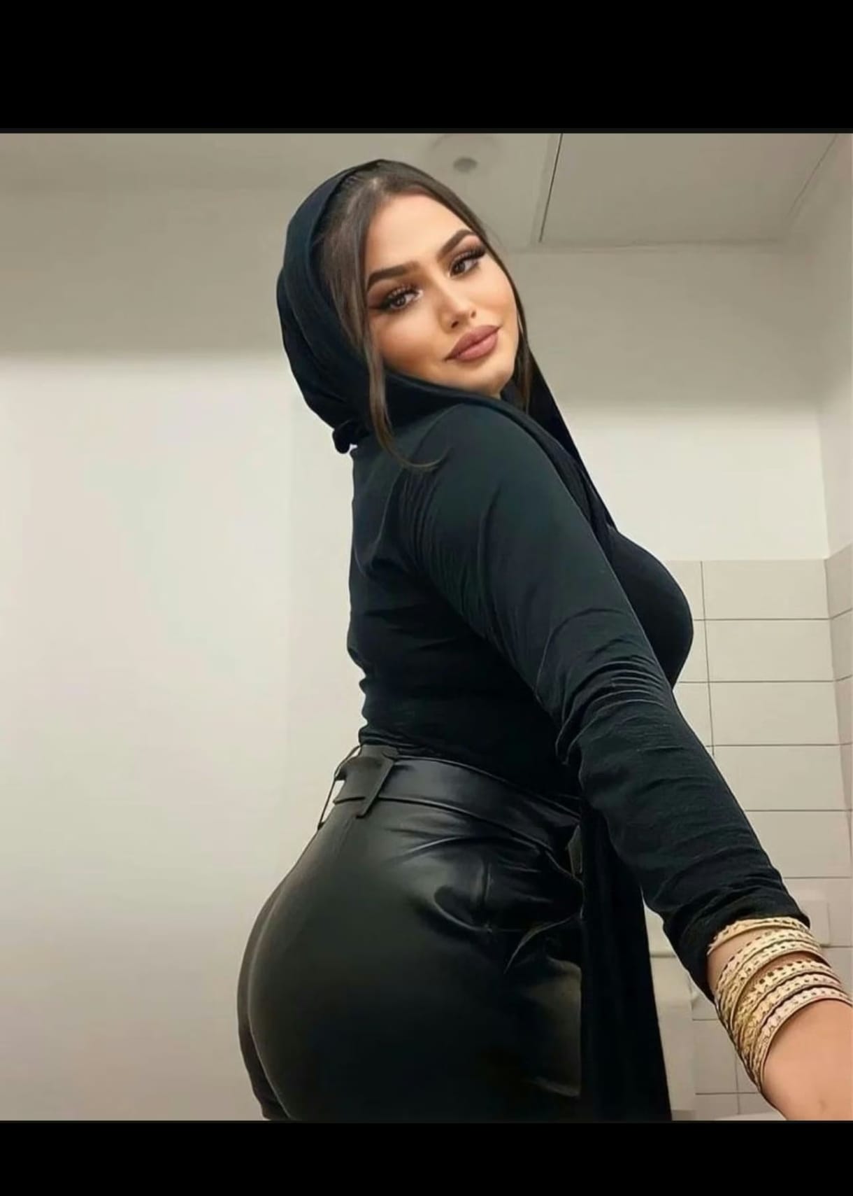 ESENYURT  Zeliha Escort tesettürlü eve otele rezindans