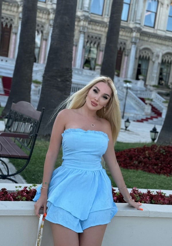 Şişli Escort DEFNE